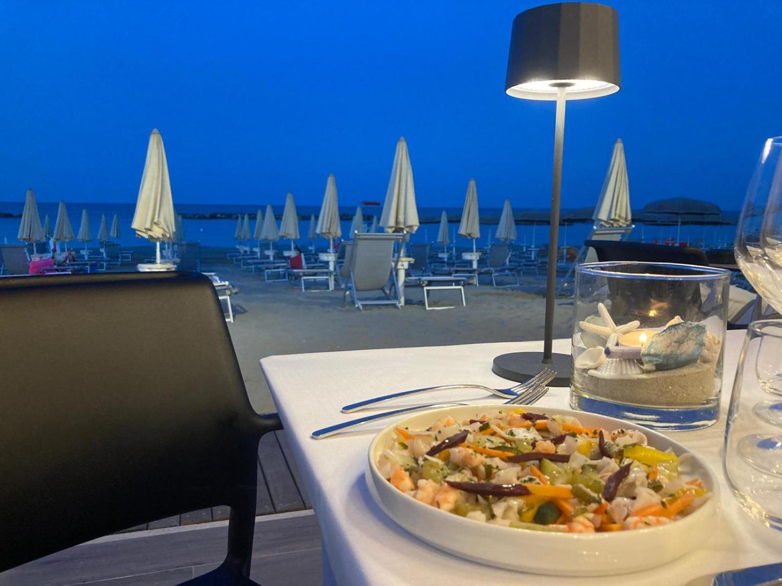 Hotel Baia Marina كوبرا ماريتيما المظهر الخارجي الصورة